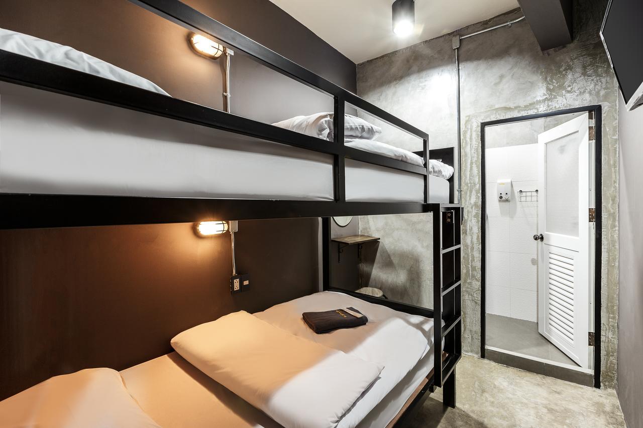 Sleepover Hostel Ban Bang Khwang Exterior photo